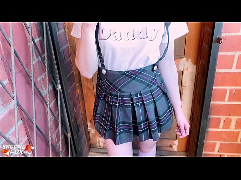 ❤️ Schoolgirl ດູດ dick ຂອງນາງເລິກແລະ fucks ແທນທີ່ຈະຫ້ອງຮຽນ. ️❌ ສະຫຼັດ ຢູ່ພວກເຮົາ ☑